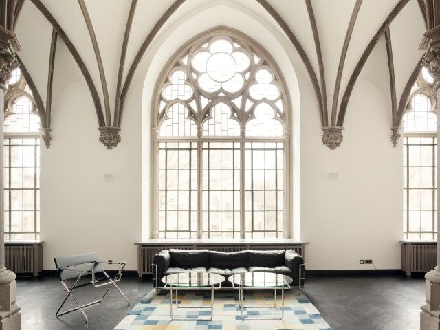 desain interior modern gothik