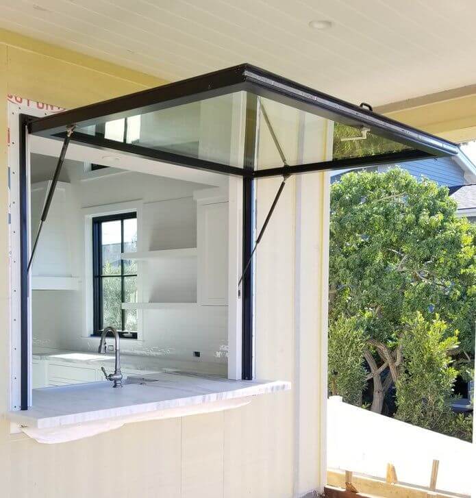 jendela rumah minimalis model awning
