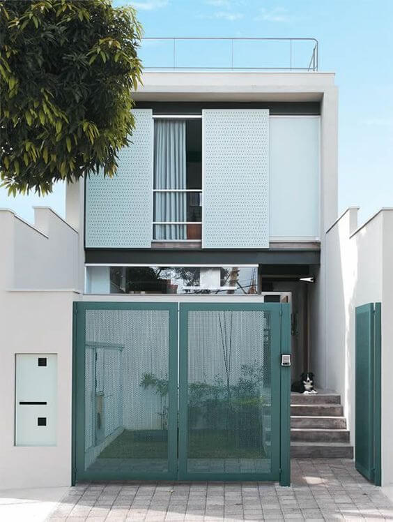 desain pagar rumah minimalis berwarna